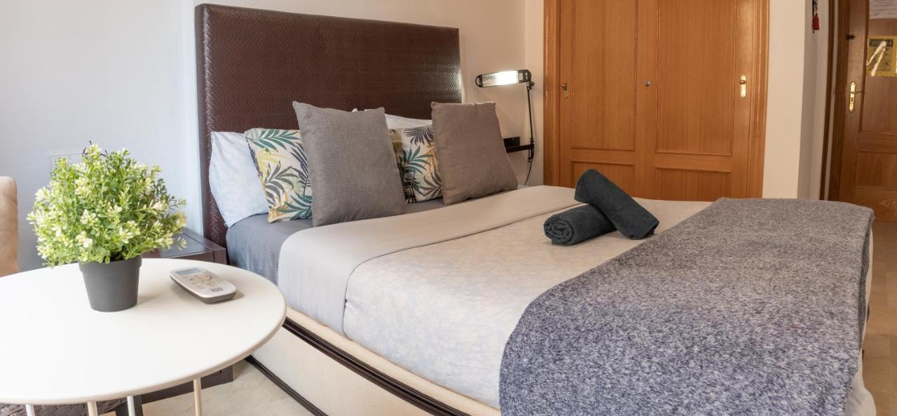 Galvez Rooms Málaga Buitenkant foto